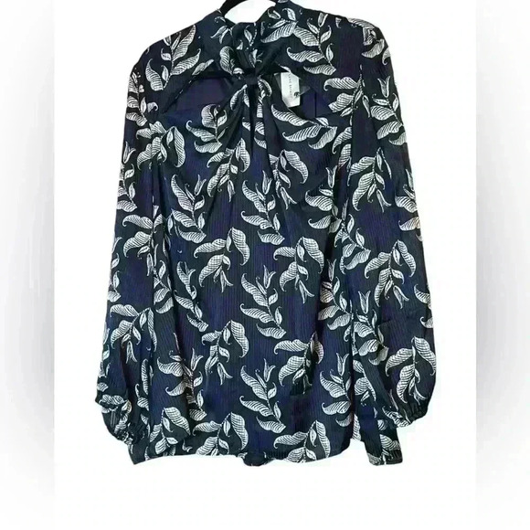 Lane Bryant Tops - Lane Bryant Business Casual Blouse Mock Neck with Twist Cutout NWT Size 24